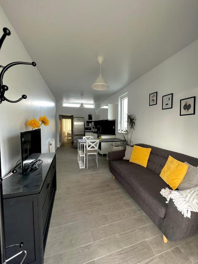 Newly Renovated 1 Bedroom Flat With Garden Pergola Эннис Экстерьер фото